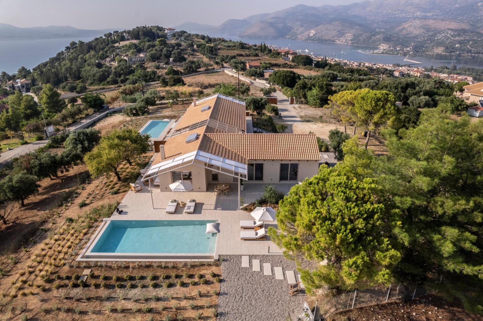Avertosia Luxury Villas Argostolion Exterior foto